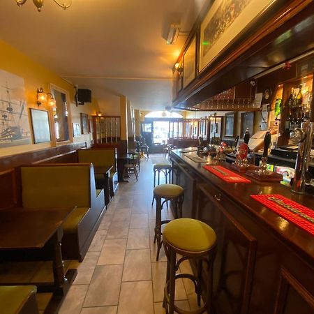 Lady Hamilton Inn พอร์ตสมัธ ภายนอก รูปภาพ