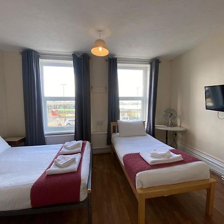 Lady Hamilton Inn พอร์ตสมัธ ภายนอก รูปภาพ