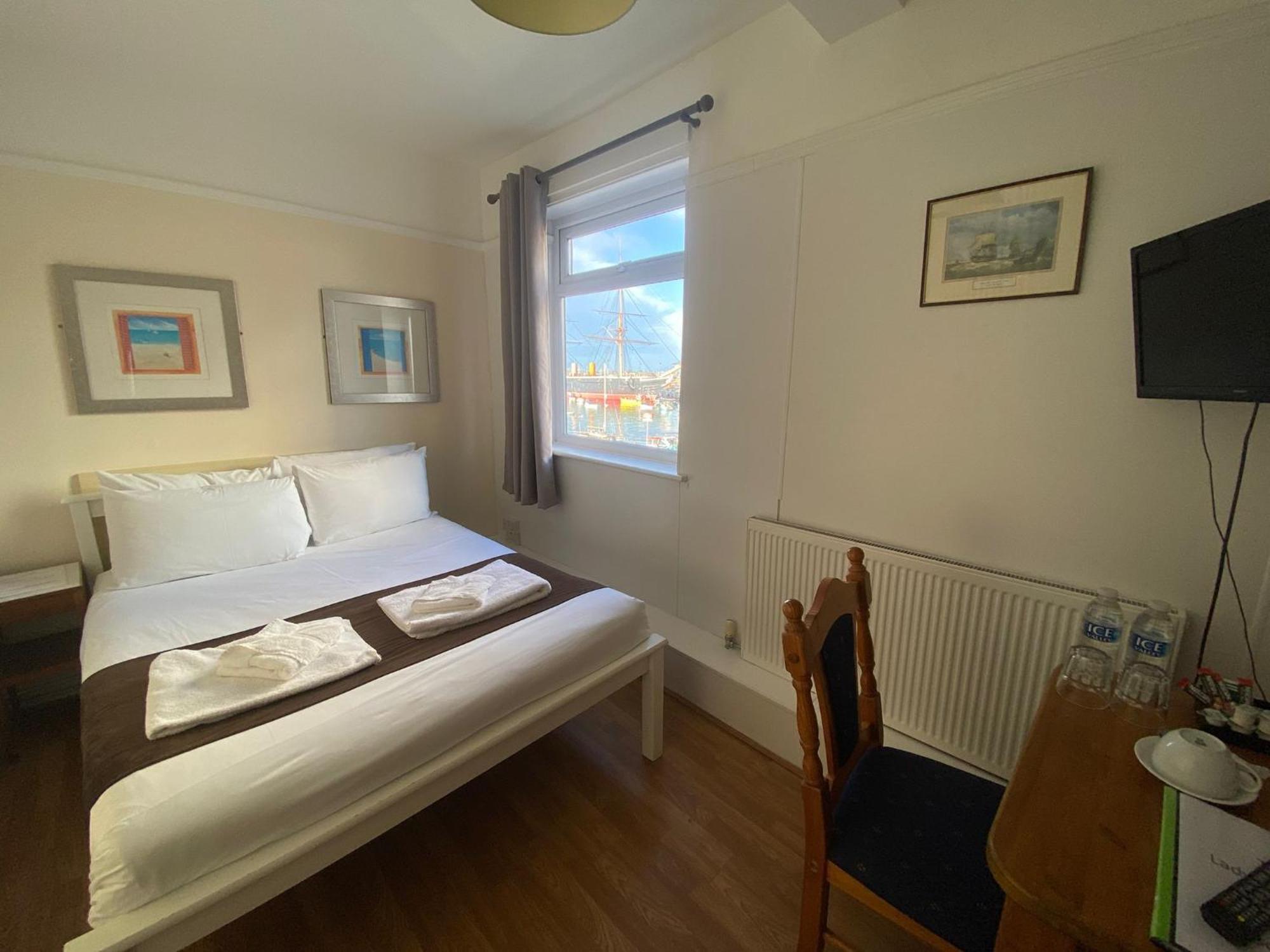 Lady Hamilton Inn พอร์ตสมัธ ภายนอก รูปภาพ